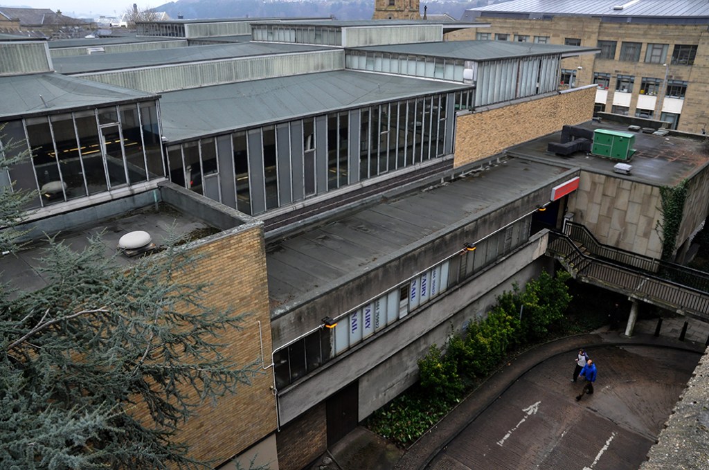 Huddersfield – Queensgate Market – Modern Mooch