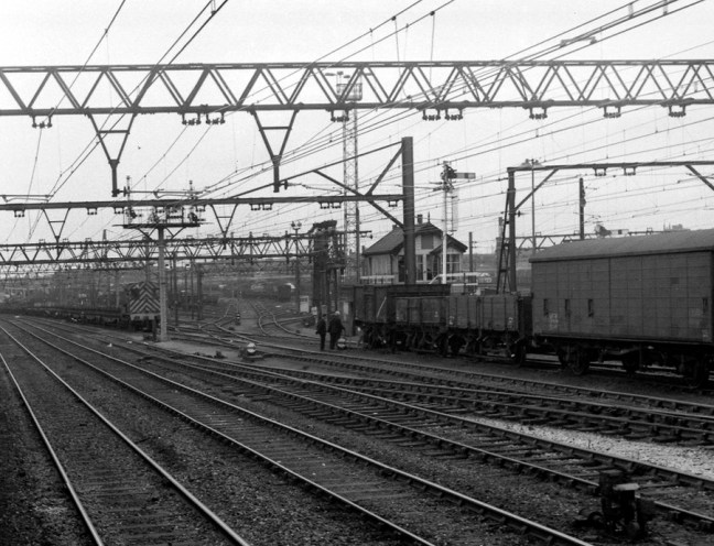 8447198675_dde8d8204a_b