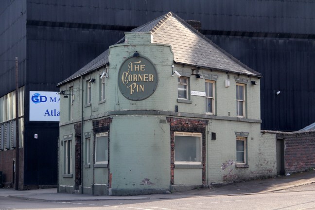 15518868742_a2ba0d7f9e_b